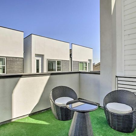 Newly-Built Luxury Galleria Area Townhome! 휴스턴 외부 사진