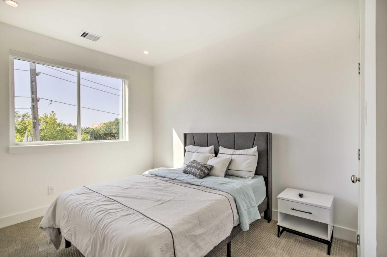 Newly-Built Luxury Galleria Area Townhome! 휴스턴 외부 사진
