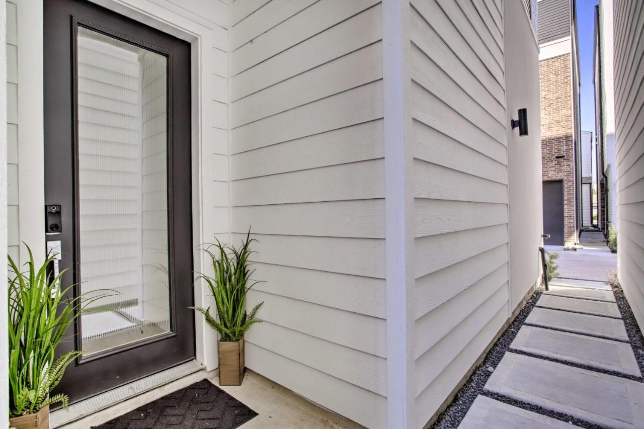Newly-Built Luxury Galleria Area Townhome! 휴스턴 외부 사진